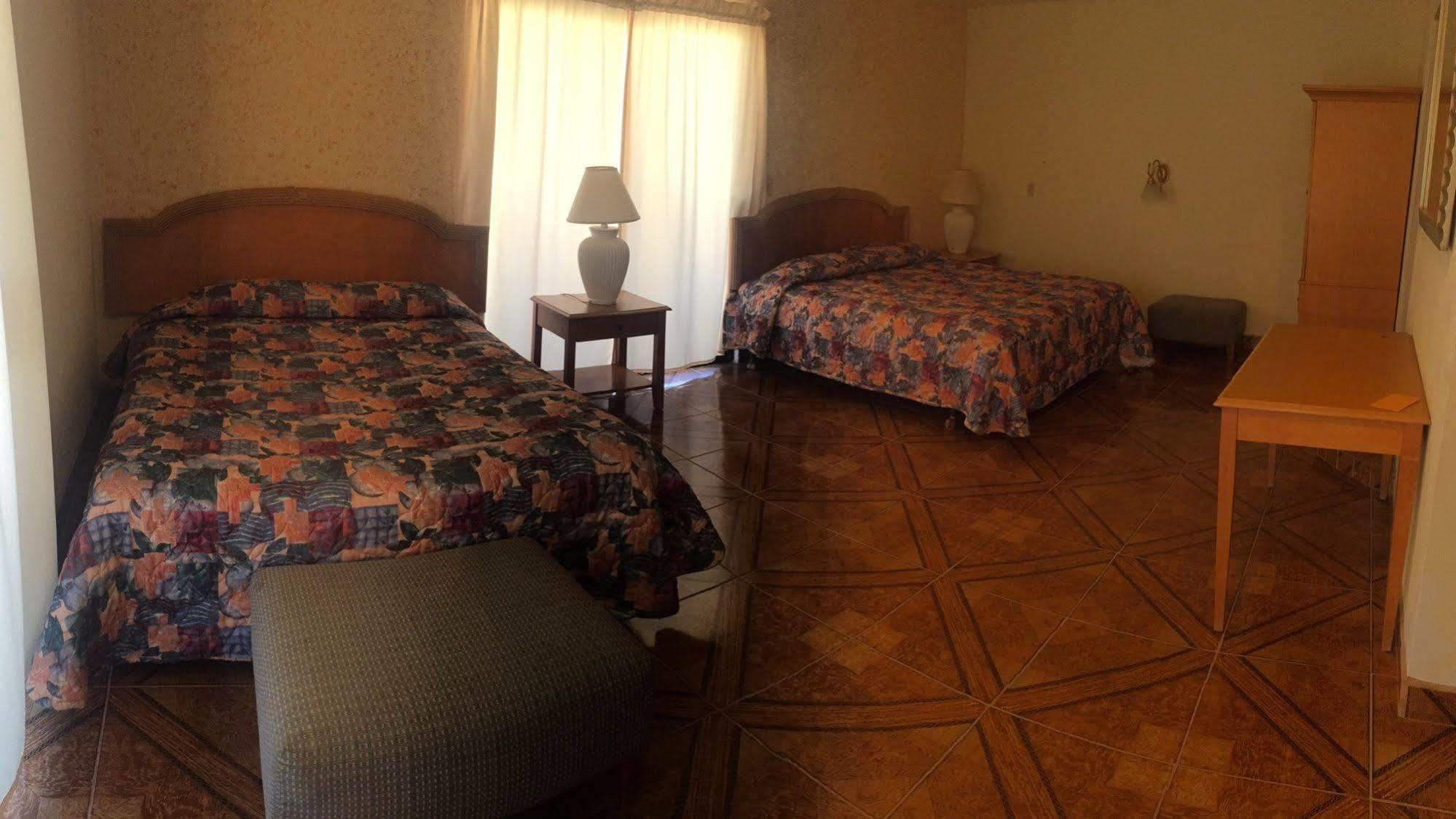 La Cueva Del Pirata Hotel Camalú Kültér fotó