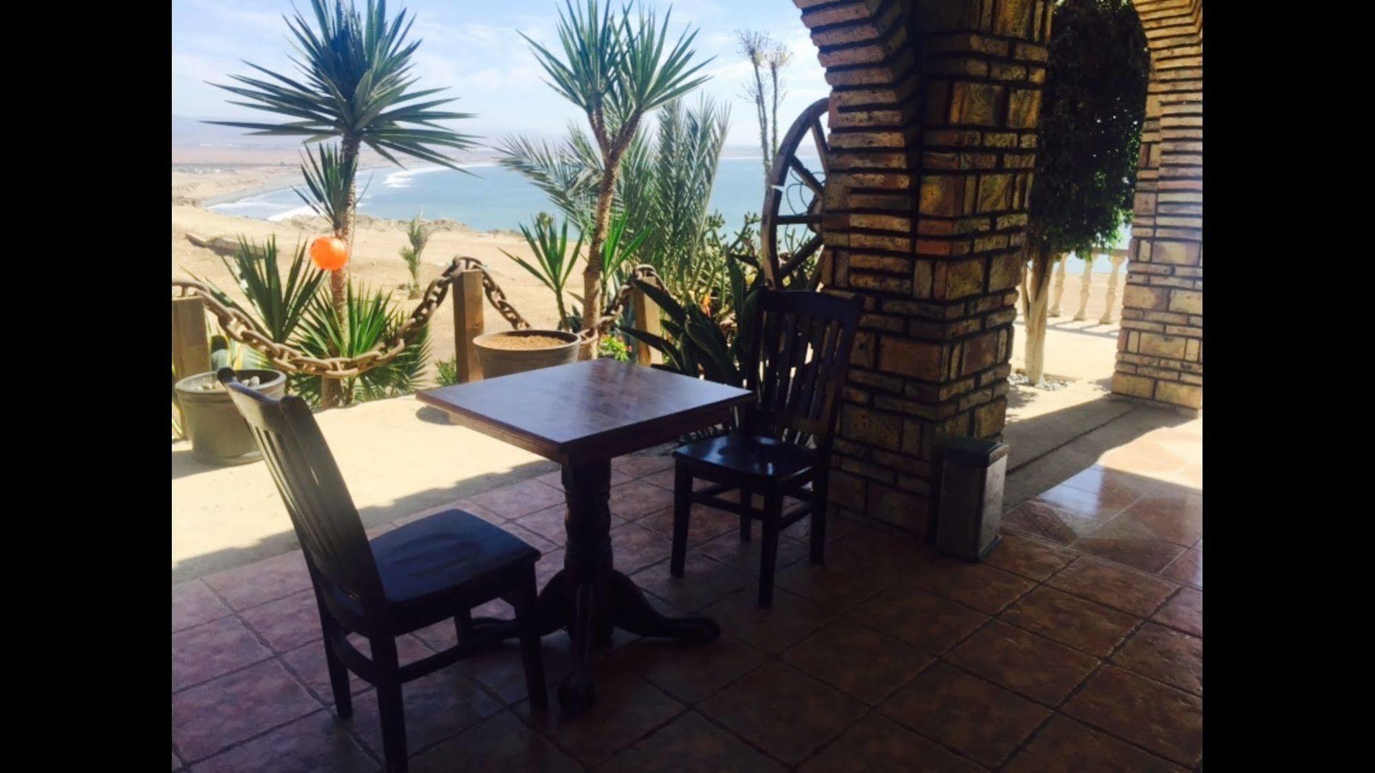 La Cueva Del Pirata Hotel Camalú Kültér fotó